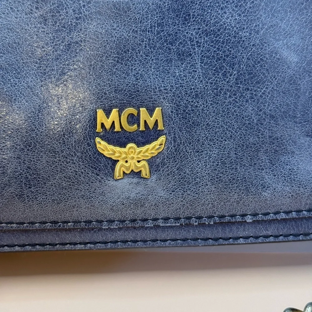 MCM BLUE DISTRESSED LEATHER SHOULDER BAG w / replacement chain strap